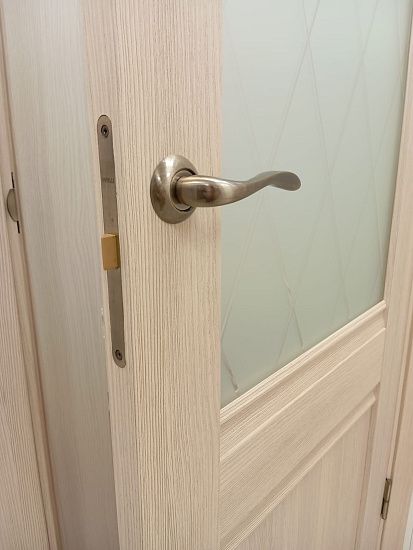 Межкомнатная дверь  