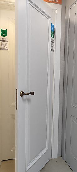 Межкомнатная дверь  