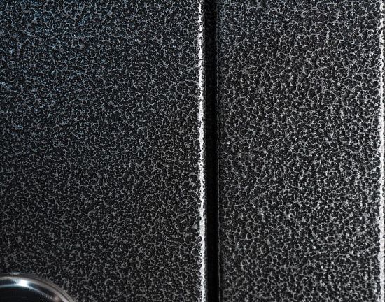 Входная дверь  